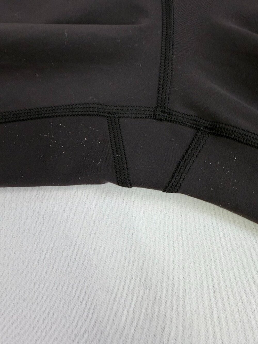 Lululemon High Rise 7/8 Leggings Black Size 6 - Picture 3 of 9